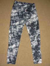 EXCELLENT Champion black/gray/white patterned athletic/fitness leggings womens S