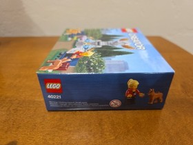 LEGO Creator Fountain (40221) NEW! SEALED!