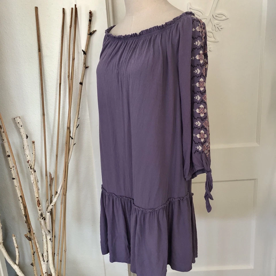 Womens Hippie Boho Embroiderd Off Shoulder Tunic Dress XXL/2X Purple Ruffle Hem - Image 2 of 4