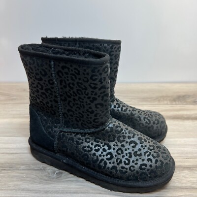 Ugg Australia girl kids classic II leopard black suede boots 6 EU 38
