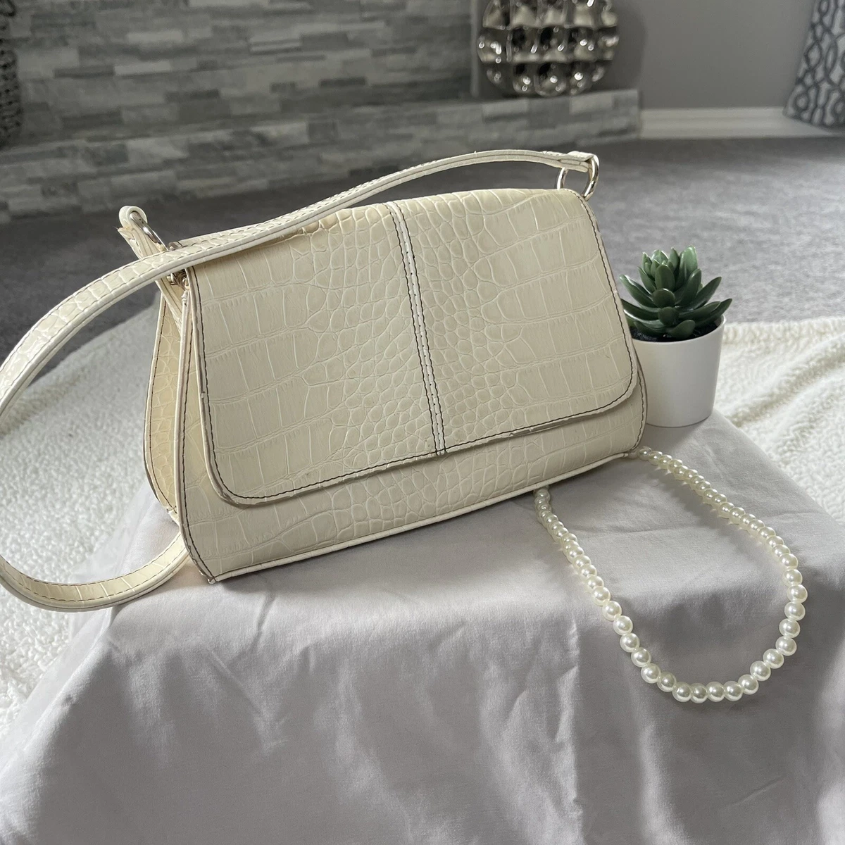 White liz claiborne purse sale