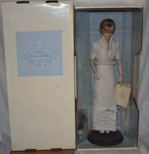 diana princess of wales porcelain portrait doll