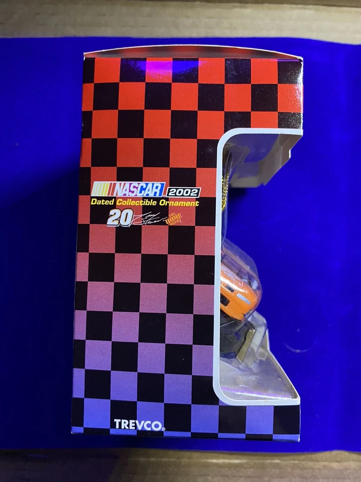 2002 NASCAR Tony Stewart #20 Home Depot Pontiac Diecast Car Christmas Ornament - Image 4 of 4
