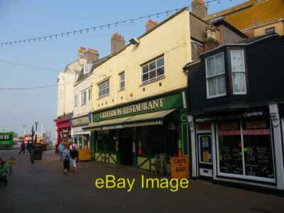 Photo 6x4 Weymouth - Criterion Restaurant This restaurant has been feedin c2011