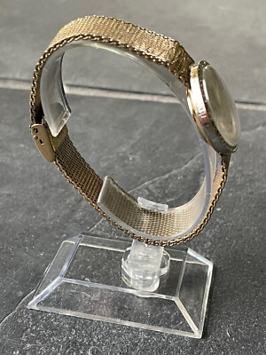 Wristwacthes Armbanduhren アンティーク洋書 Wristwacthes Armbanduhren アンティーク洋書