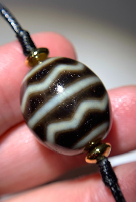 Dzi Bead '' Water Wave '' Daluo Amulet Pendant Necklace 20.6mm x 17.8mm