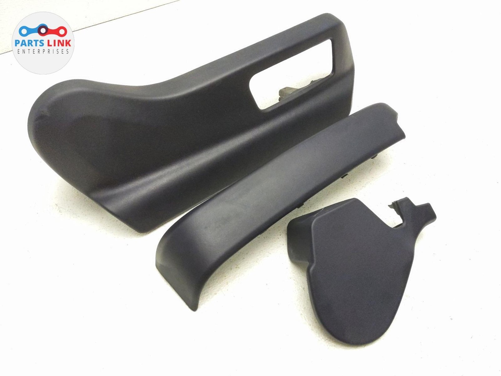 16-20 BENTLEY BENTAYGA FRONT RIGHT SEAT TRIM SWITCH SIDE TRACK COVER PANEL BLUE