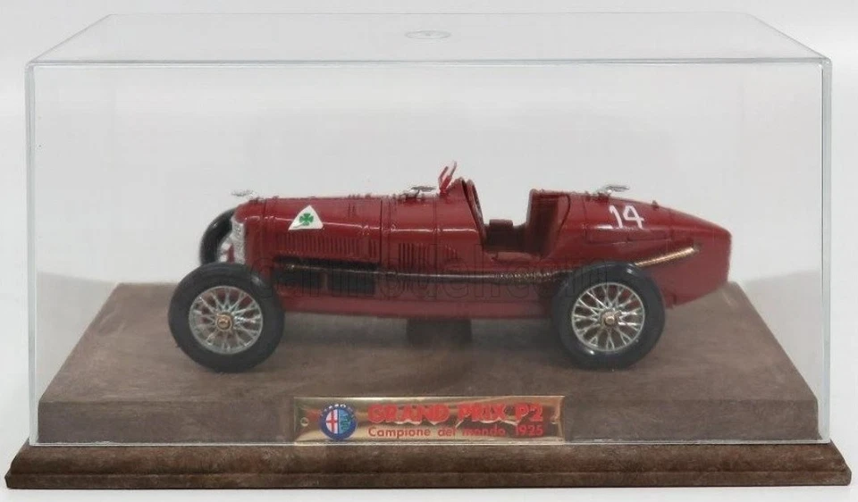 ALFA ROMEO GRAN PRIX P2 - World Champion 1925 - # 14 Mebetoys 1/25 in vetrinetta - Immagine 2 di 2