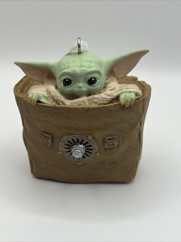 Star-Wars Grogu Mandalorian Christmas Tree Hallmark Ornament New In Box. - Picture 11 of 23