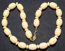 VINTAGE STUNNING FRENCH IVORY COLOR LUCITE NECKLACE ON CHAIN~SIGNED: NAPIER