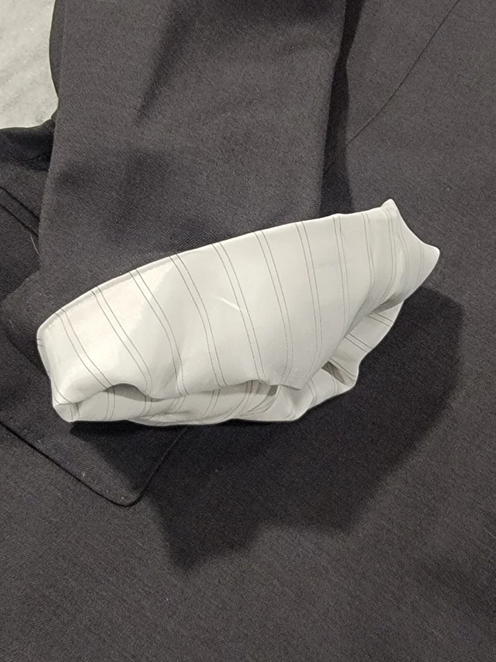 Abrigo deportivo 42R para hombre Enzo Tovare italiano gris oscuro 100 % lana Super 150s Foto 4 de 4