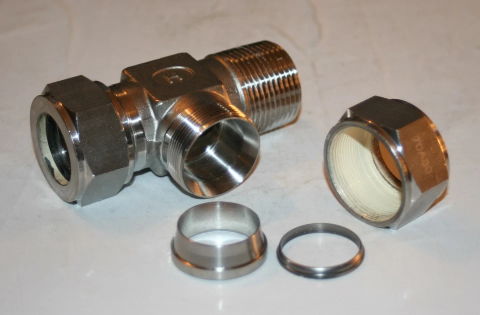 3/4" Tube x 3/4" Tube x 3/4" MNPT 316ss Male Run Tee HOKE GYROLOK 12TMT12316 - Image 3 of 3