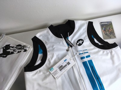 assos superleggera sleeveless jersey