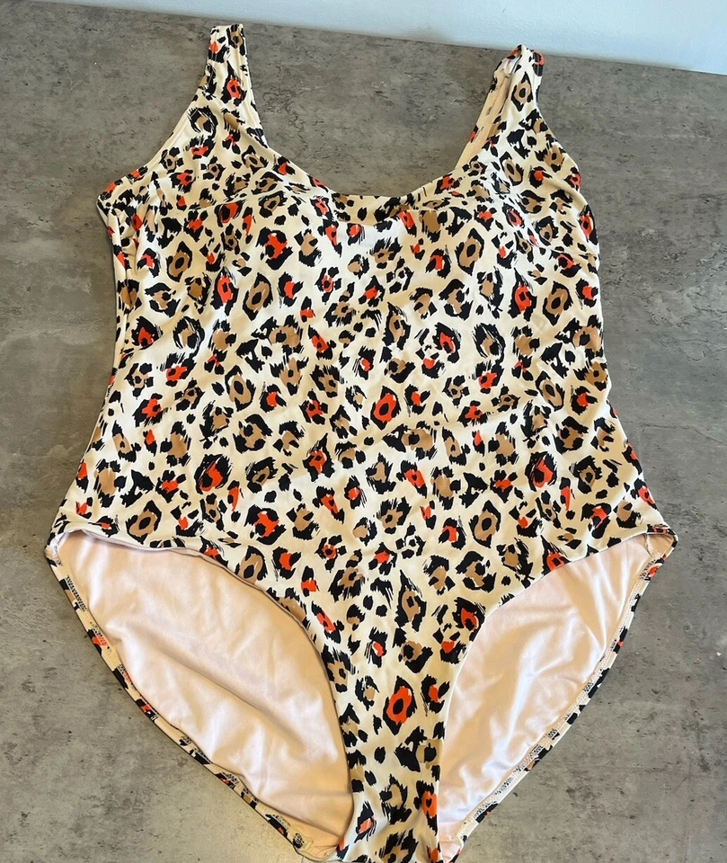 Swimming Costume Size 20 F&F blush/animal print fully lined pad cup - Image 2 of 4