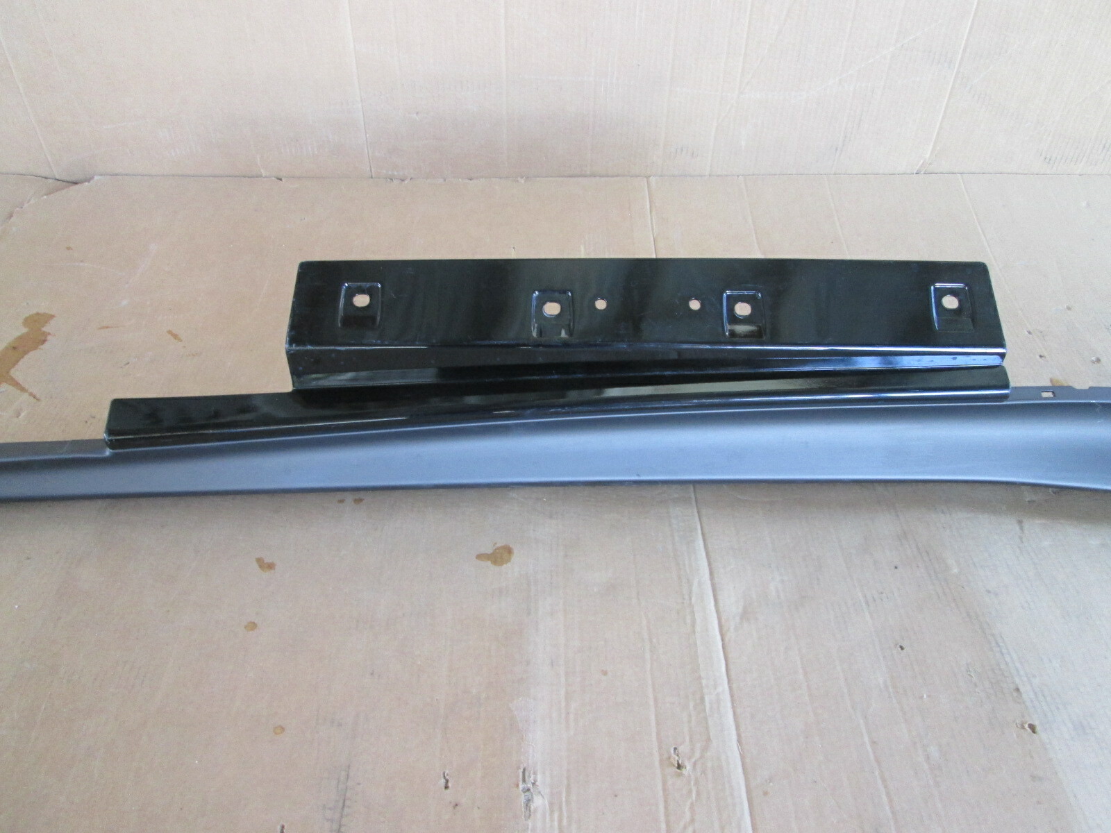 Ferrari F12 Berlinetta LH Rocker Panel / Side Skirt # 84306400 