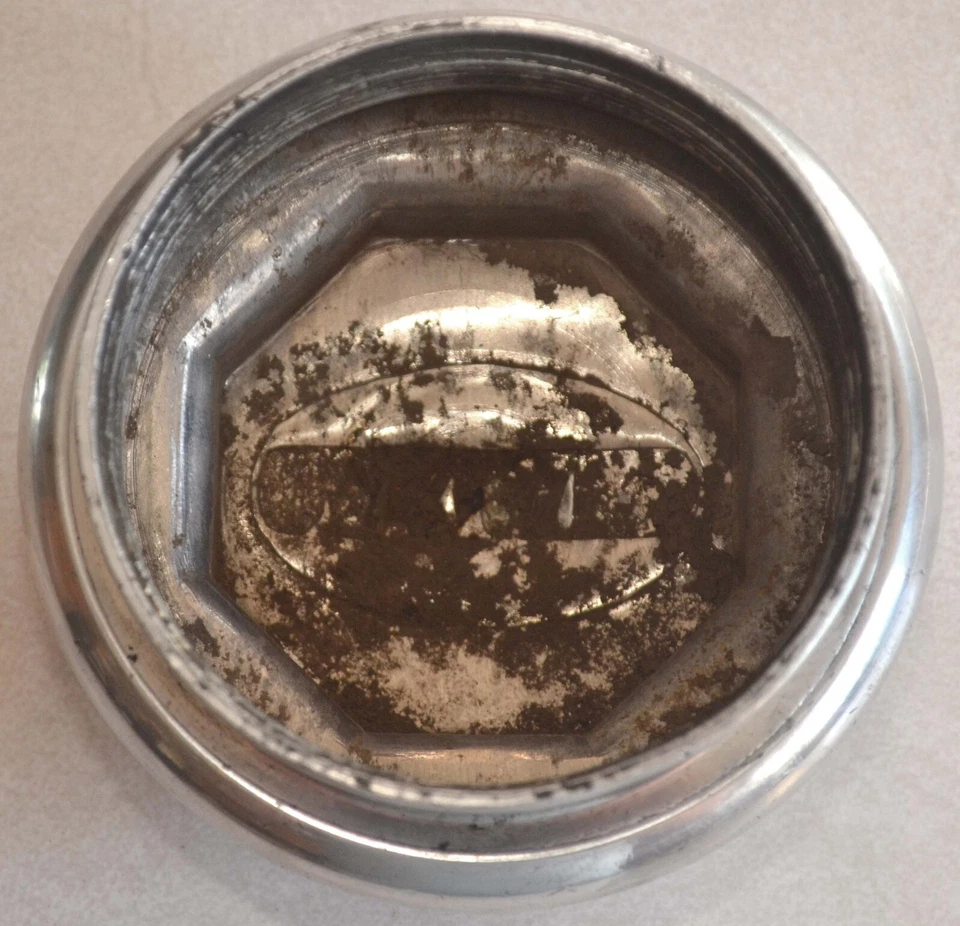 Крышка смазочная для колпака ступицы колеса 1927-1928 Oakland деревянная, Greater Six и модель 212 - Изображение 4 из 4