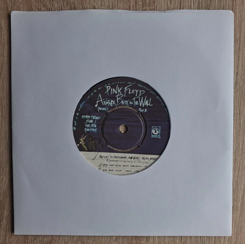 PINK FLOYD - ANOTHER BRICK IN THE WALL - 45 RPM 7" SINGLE VINYL RECORD - (1979)