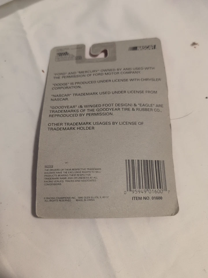 Racing Champions NASCAR 1/64 diecast #48 Ford Torino Cobra James Hylton 1969 nuevo en paquete Foto 2 de 2