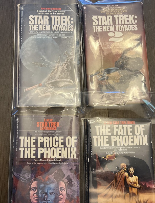 STAR TREK Paperback - THE NEW VOYAGES, PHOENIX , LOT of 4. Description in list