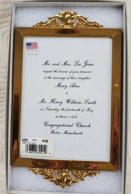 BEAUTIFUL (1970's?) VINTAGE CARR GOLDTONE FRAME 6''X4''  #655  - NEW IN BOX