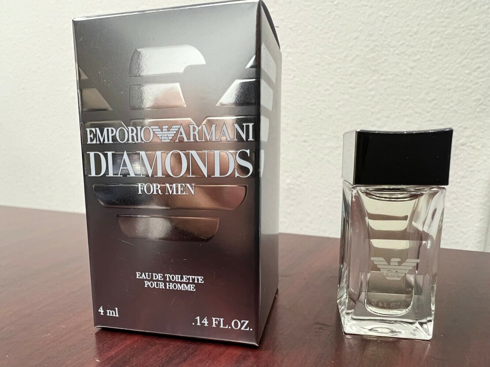 Emporio Armani Diamonds for Men Giorgio Armani 0.14 Oz / 4 Ml EDT 