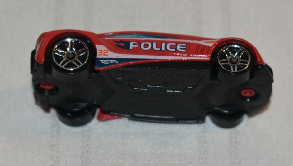 Hot Wheels Red 2010 Speed Trap Hot Wheels Red 2010 Speed Trap