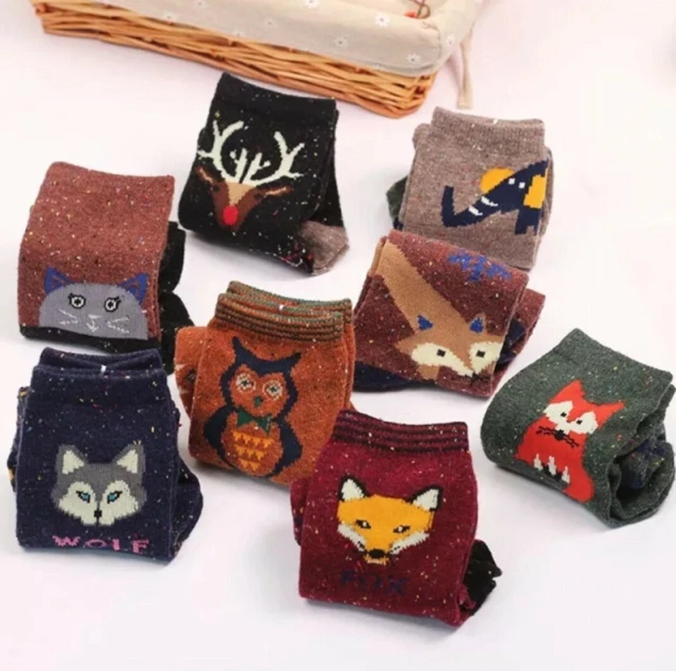 4 Pairs Women Wool Socks – Cute Animal Design, well knitted Thick warm crew sock - Image 3 of 4