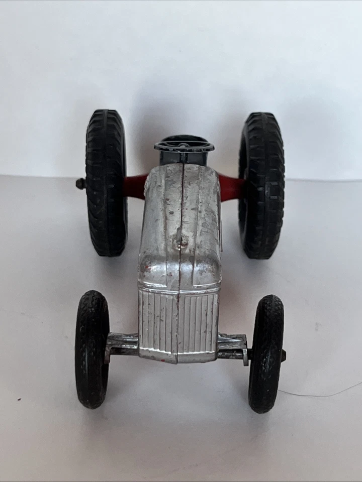 Vintage Tootsie Toys TRACTOR & DISC HARROW #289 Excellent Condition - Image 2 of 4