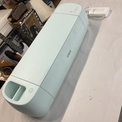 Cricut Explore 3 Cutting Machine - Light Color