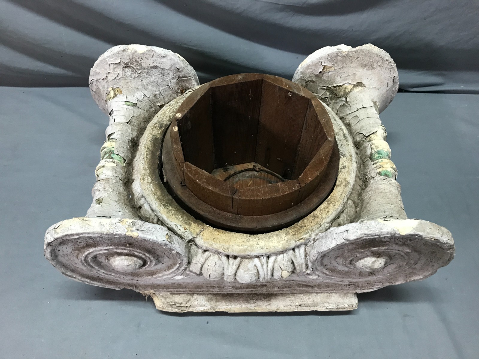 1 Antique VTG Neoclassical Plaster Column Capital Architectural Salvage 1391-25B