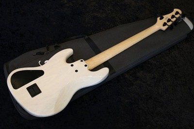 Xotic XJ-1T 5st White Blonde Matching Head Used Electric Bass