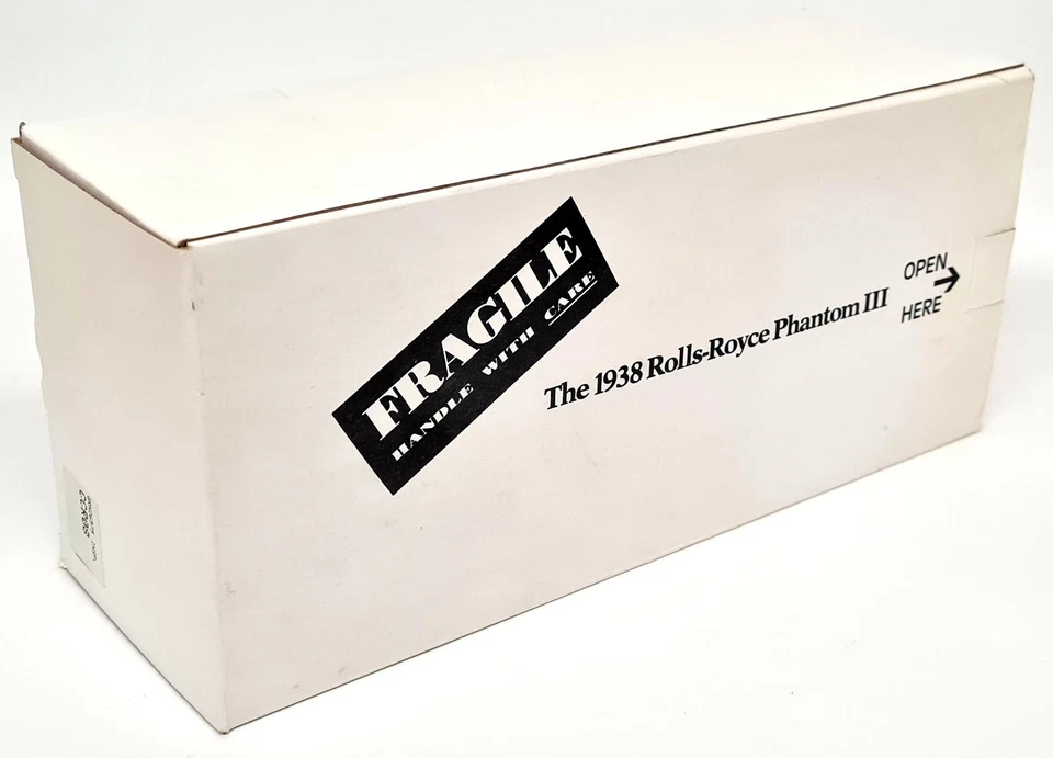 Danbury Mint 1/24 Rolls Royce Phantom III 1938 Red Diecast Scale Model Car - Image 2 of 4