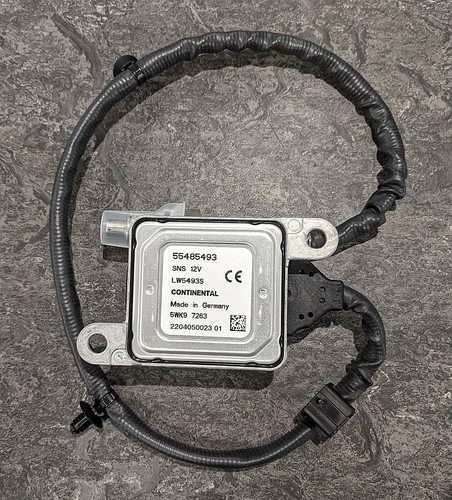 Capteur NOx (Oxyde D'Azote) Pour Vauxhall Zafira C 1.6 L Diesel - Référence 55485493 / 5WK97263