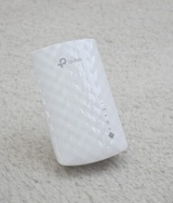 TP-Link RE220 AC750 Wireless Dual Band Wi-Fi Range Extender / Repeater / Booster