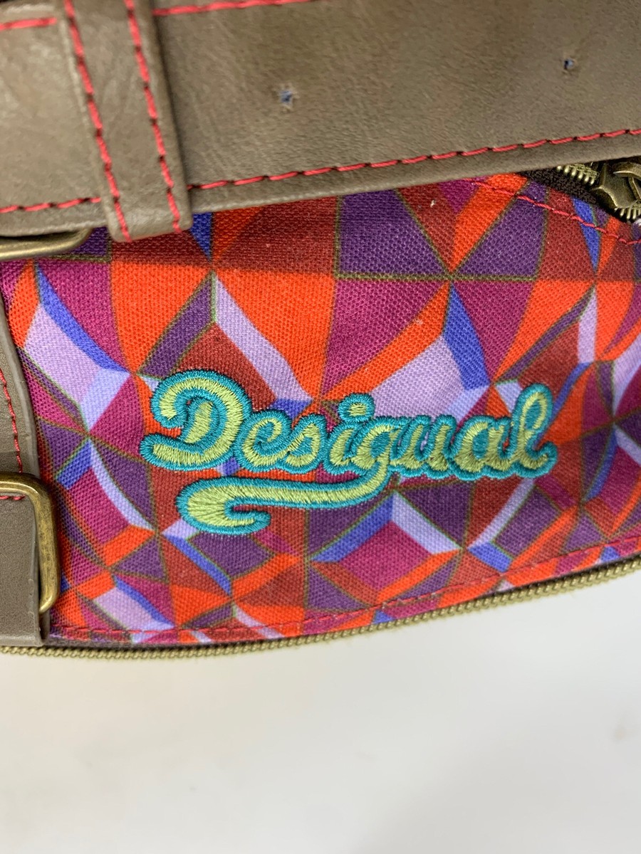 激レア　Desigualのボストン デシグアル Desigual ボストンバッグ （ホワイト