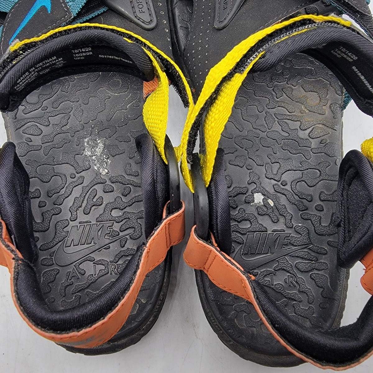 Nike ACG Air Deschutz Mens 8 Dark Teal Green Abyss Outdoor Casual Sandals Nike ACG Air Deschutz Dark Teal Green Green Abyss - Jun 2021  main image 3