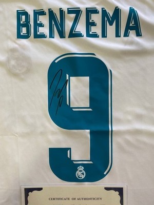 Real Madrid - Karim Benzema Autographed  Home  Jersey with Proof Photo and Coa