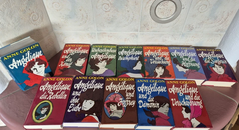 komplette Büchersammlung Angelique, Hardcover mit Einband, guter Zustand - Bild 2 von 3