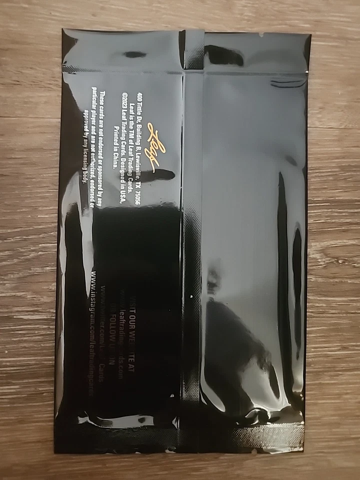 2024 LEAF METAL NFL FOOTBALL HOBBY SOLO EDITION PACK 1 AUTO JAYDEN DANIELS NIX - Image 3 of 4