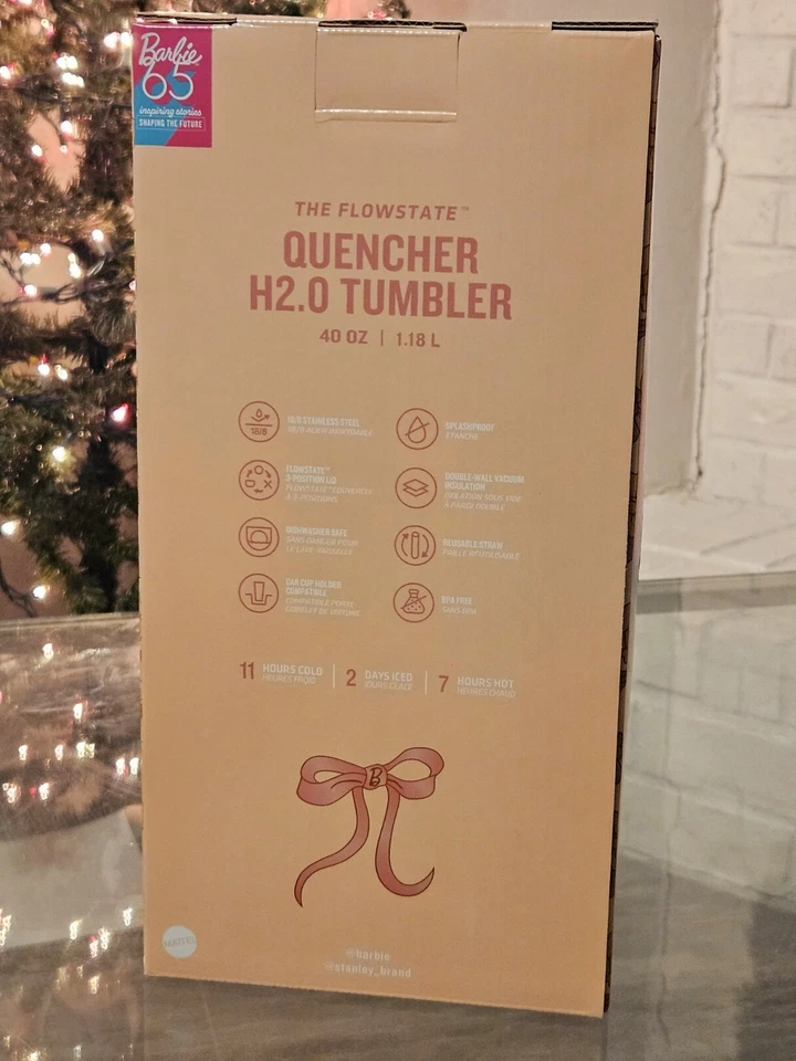 Vaso apagador Barbie X Stanley años 80 Peaches N' Cream 40 oz Foto 3 de 4