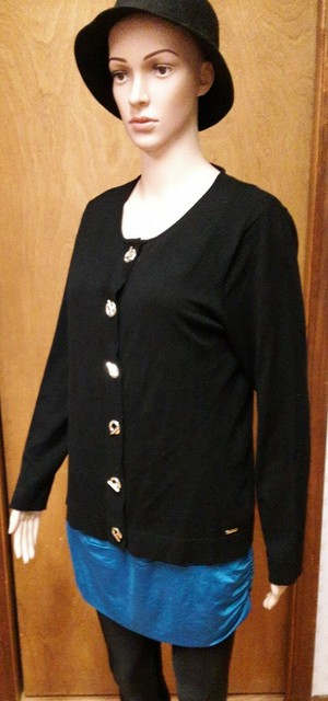 button front cropped cardigan