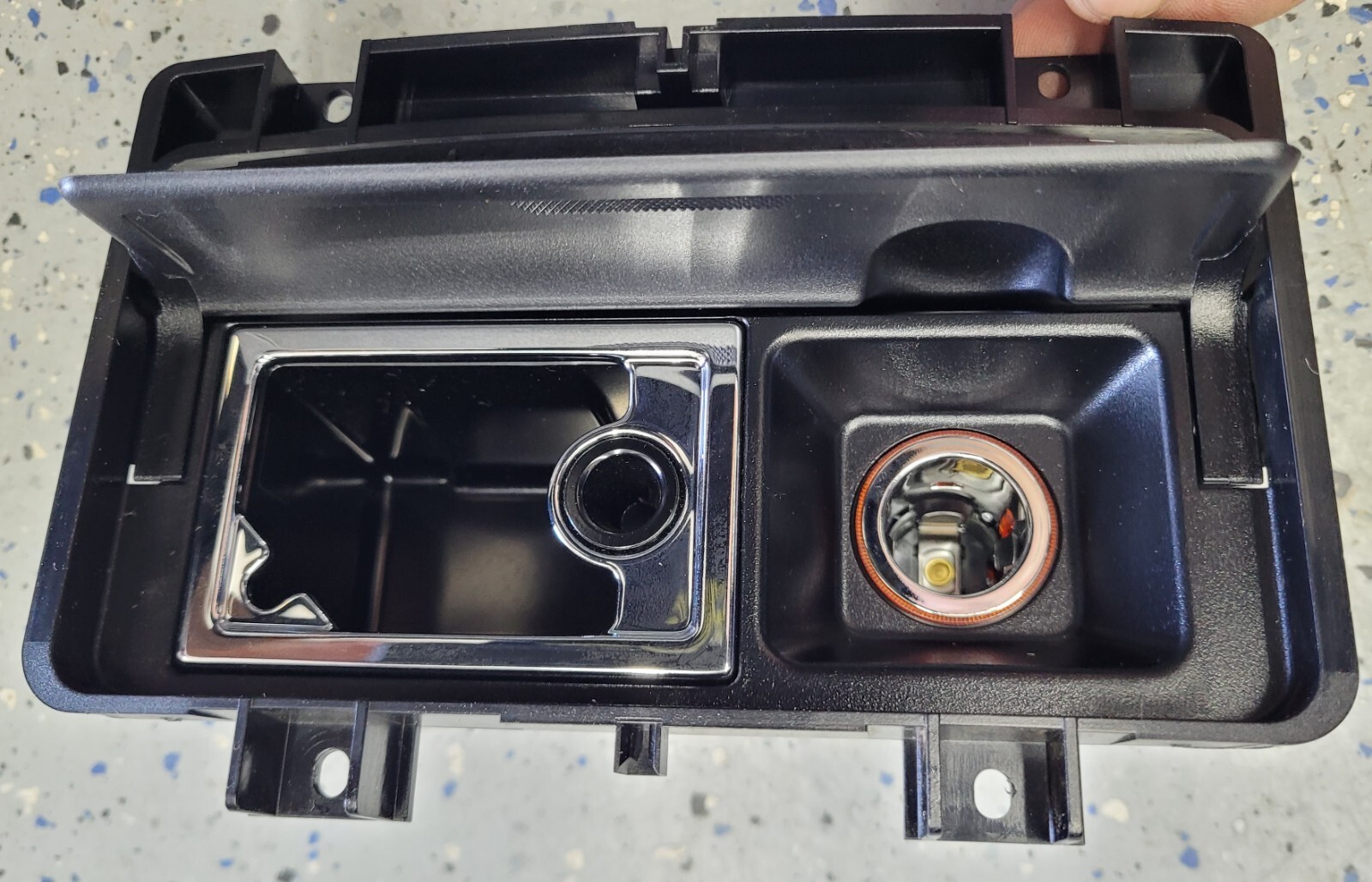3W8863075B Ashtray Housing BENTLEY Continental Flying Spur Supersports GT GTC