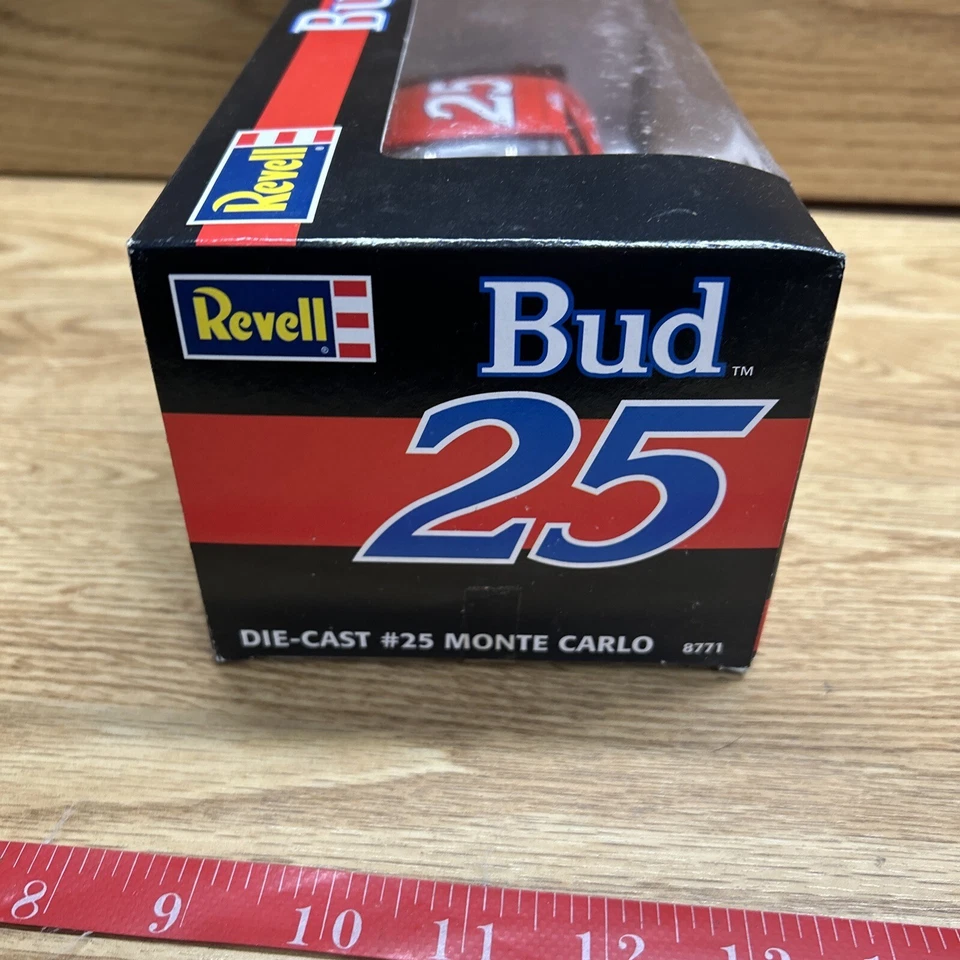 1995 REVELL BUD 25 BUDWEISER #25 KEN SCHRADER 1:24 DIECAST CAR MONTE CARLO - Image 4 of 4