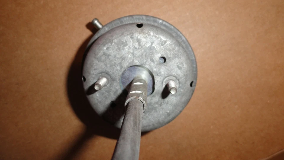 Chevrolet Monza 1975 8 cilindros evaporación de combustible temprana válvula de escape acutautor nuevo de lote Foto 4 de 4