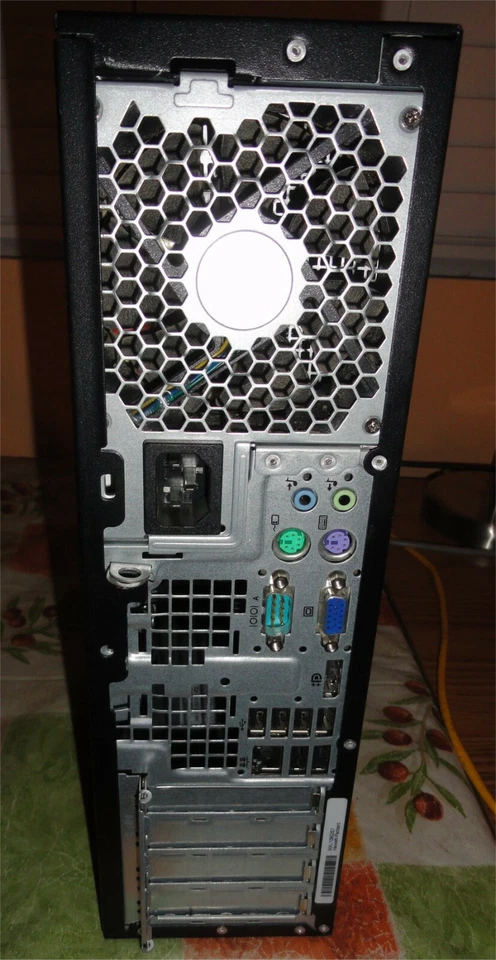 HP 8000 Elite SFF Quad Core E8400 3.00Ghz 4GB Ram 80GB HDD, Windows 10 Pro, #149 - Image 3 of 4