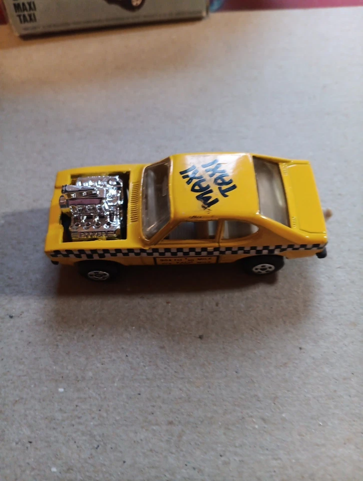 MATCHBOX #72 MAXI-TAXI CON CAJA Foto 2 de 4