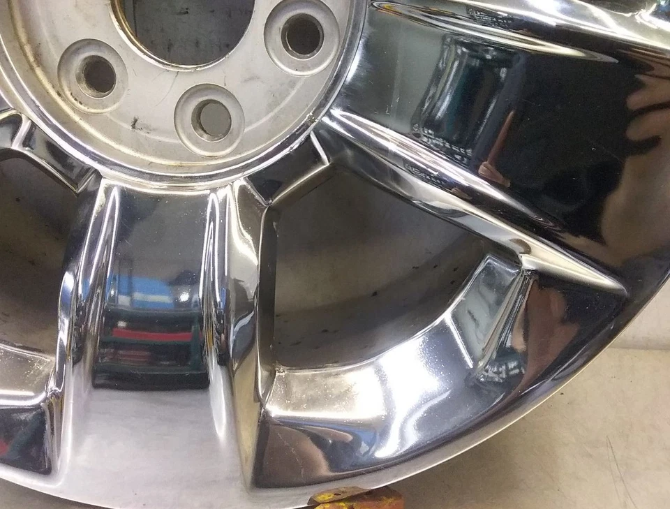 15-20 SUBURBAN 1500 Wheel 20x9 5 Spoke Chrome Opt RD2 - Image 4 of 4