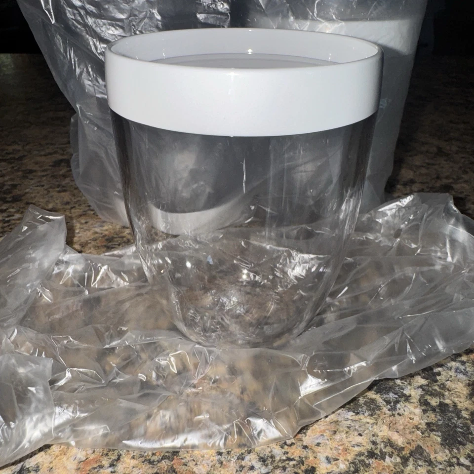 Juego de 4 copas de vino Tupperware Chic sin tallo 350 ml acrílico borde blanco 12 oz Foto 2 de 4