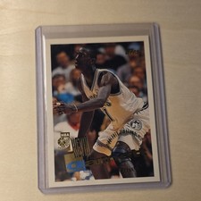 Topps Kevin Garnett 1995 Draft Pick Rookie Card #237 Timberwolves 1995-96. rookie card picture