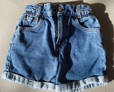 Levi shorty shorts girls sz 6 semi elastic waist, regular, hemmed , cuffed